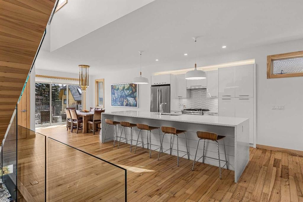 









700


8

Avenue,
Canmore,




AB
T1W 2E3

