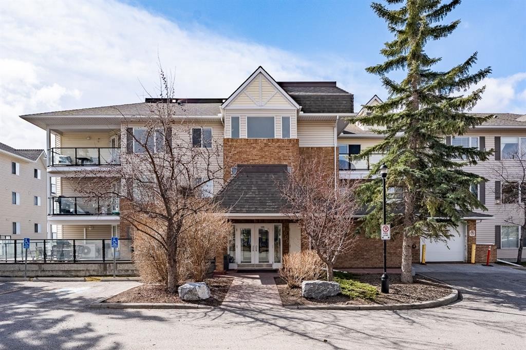 









950


Arbour Lake

Road Northwest, 1103,
Calgary,




AB
T3G 5B8

