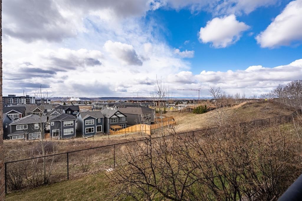 









950


Arbour Lake

Road Northwest, 1103,
Calgary,




AB
T3G 5B8

