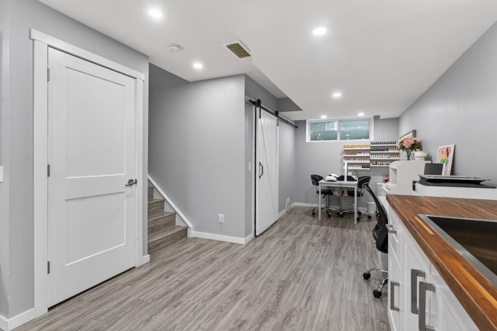 









75


Masters

Heights Southeast,
Calgary,




AB
T3M2M7

