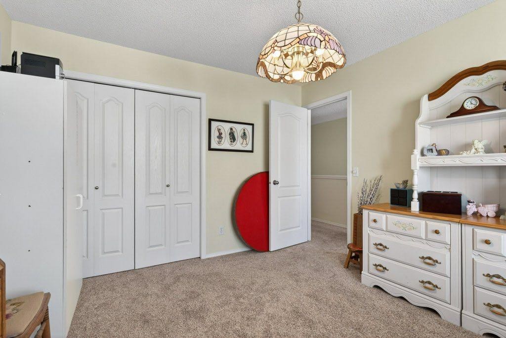 









92


Hamptons

Link Northwest,
Calgary,




AB
T3A 5V9

