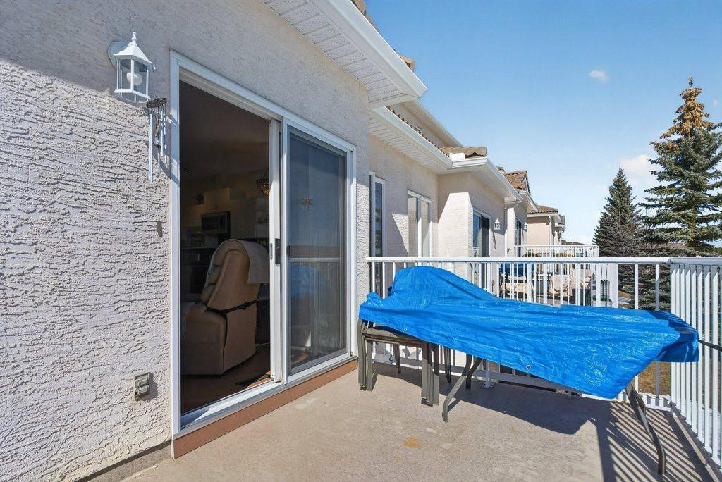 









92


Hamptons

Link Northwest,
Calgary,




AB
T3A 5V9

