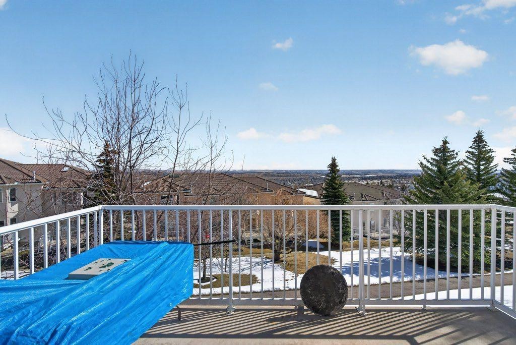 









92


Hamptons

Link Northwest,
Calgary,




AB
T3A 5V9

