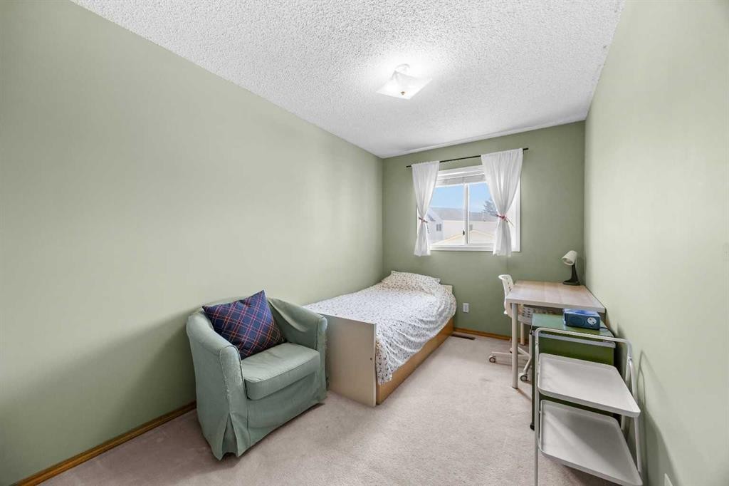 









316


Coventry

Close Northeast,
Calgary,




AB
T3K 4C5

