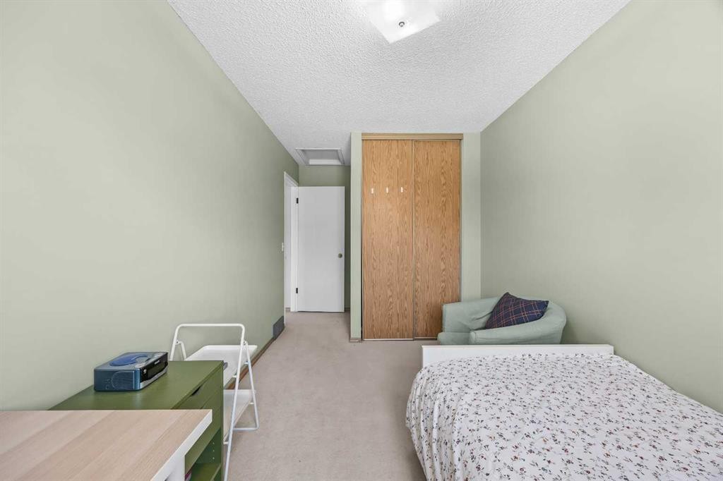 









316


Coventry

Close Northeast,
Calgary,




AB
T3K 4C5

