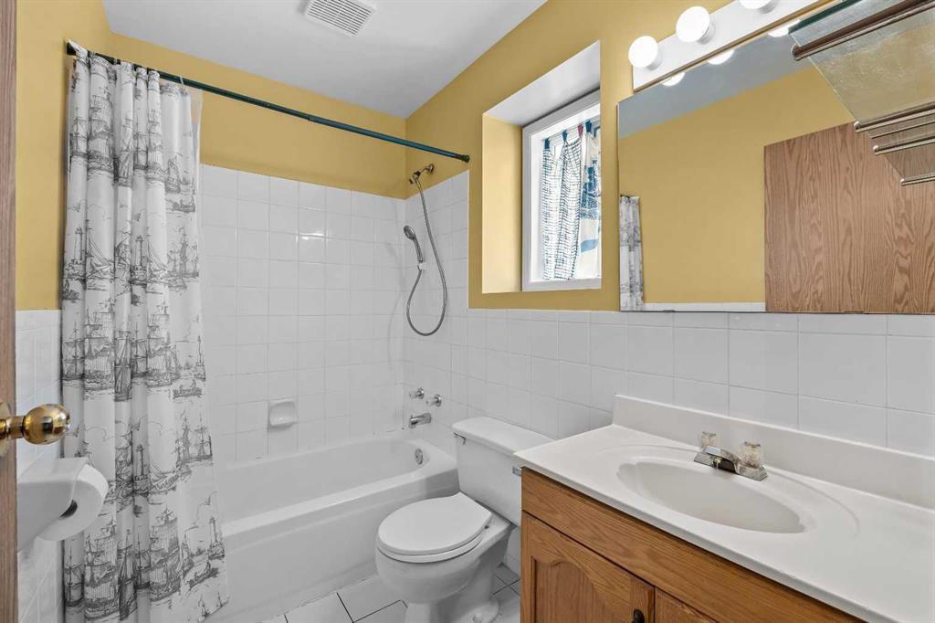 









316


Coventry

Close Northeast,
Calgary,




AB
T3K 4C5

