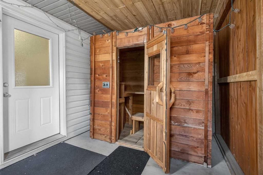 









412


Highland

Close,
Strathmore,




AB
T2A3M9

