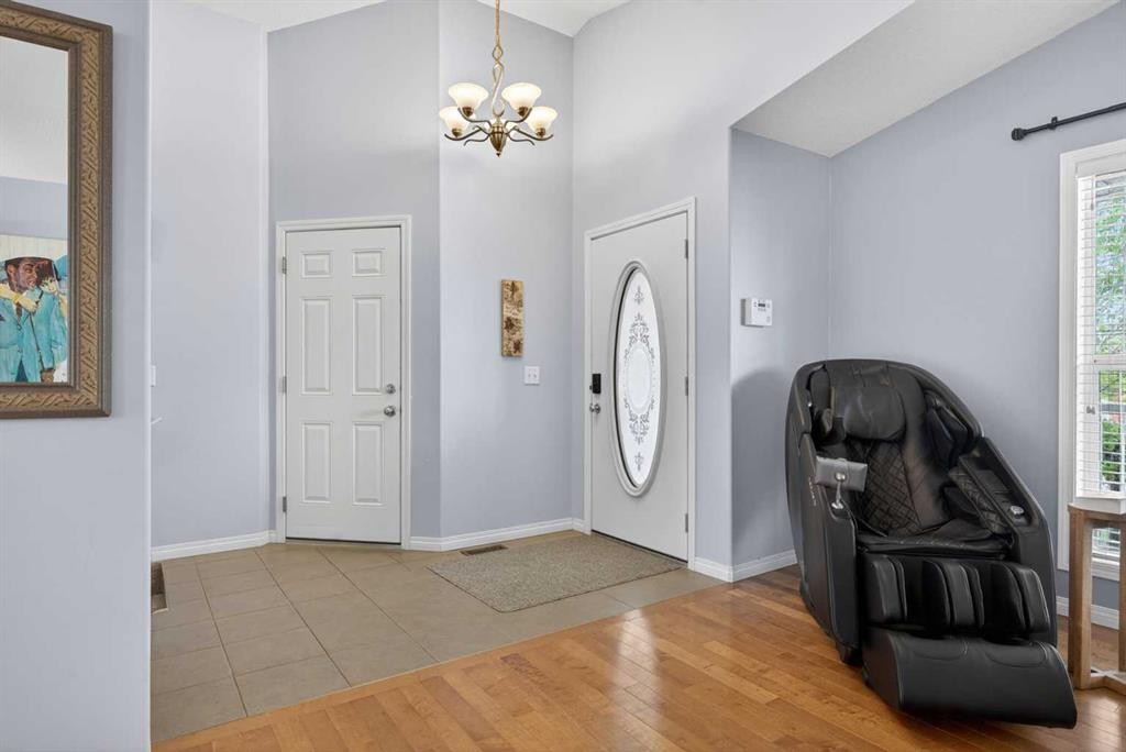 









412


Highland

Close,
Strathmore,




AB
T2A3M9

