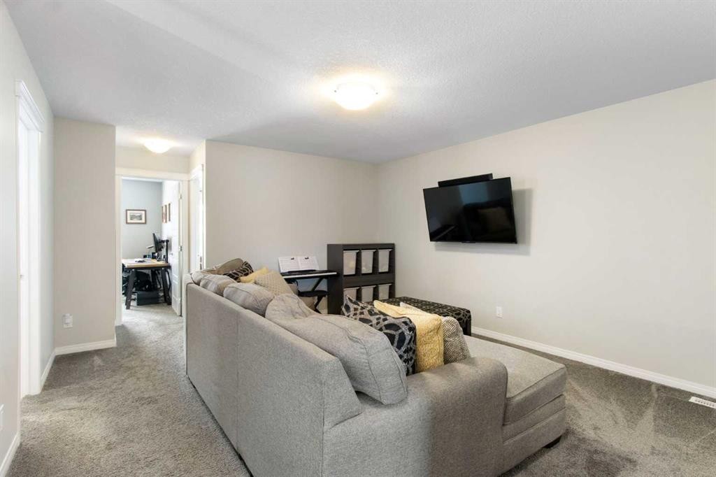 









32


Wolf Creek

Street Southeast,
Calgary,




AB
T2X4V2

