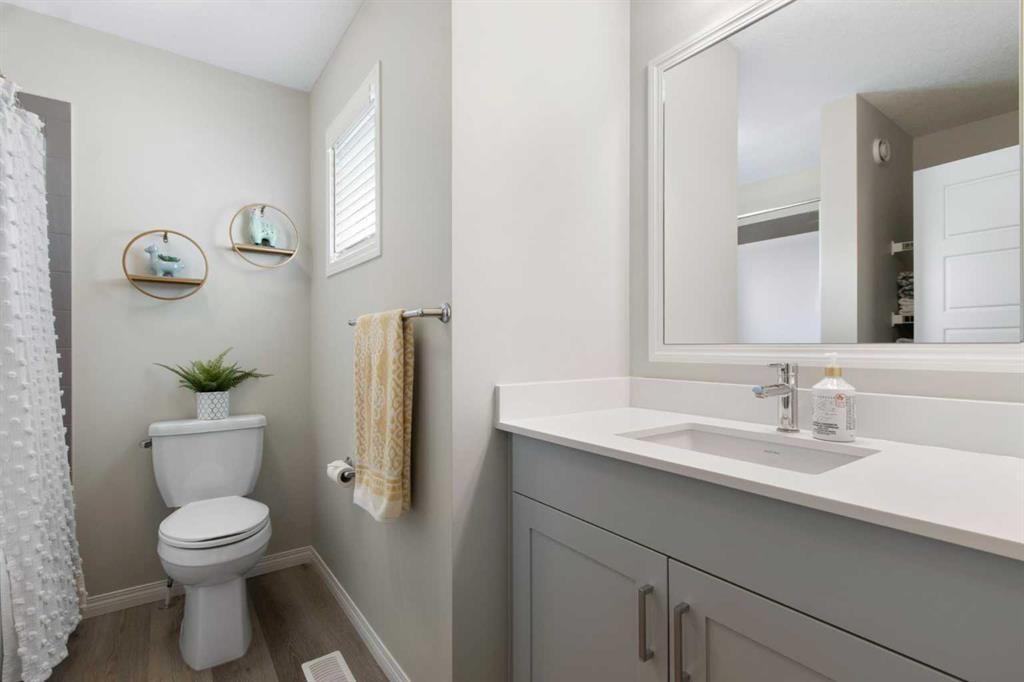 









32


Wolf Creek

Street Southeast,
Calgary,




AB
T2X4V2


