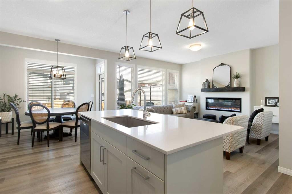 









32


Wolf Creek

Street Southeast,
Calgary,




AB
T2X4V2

