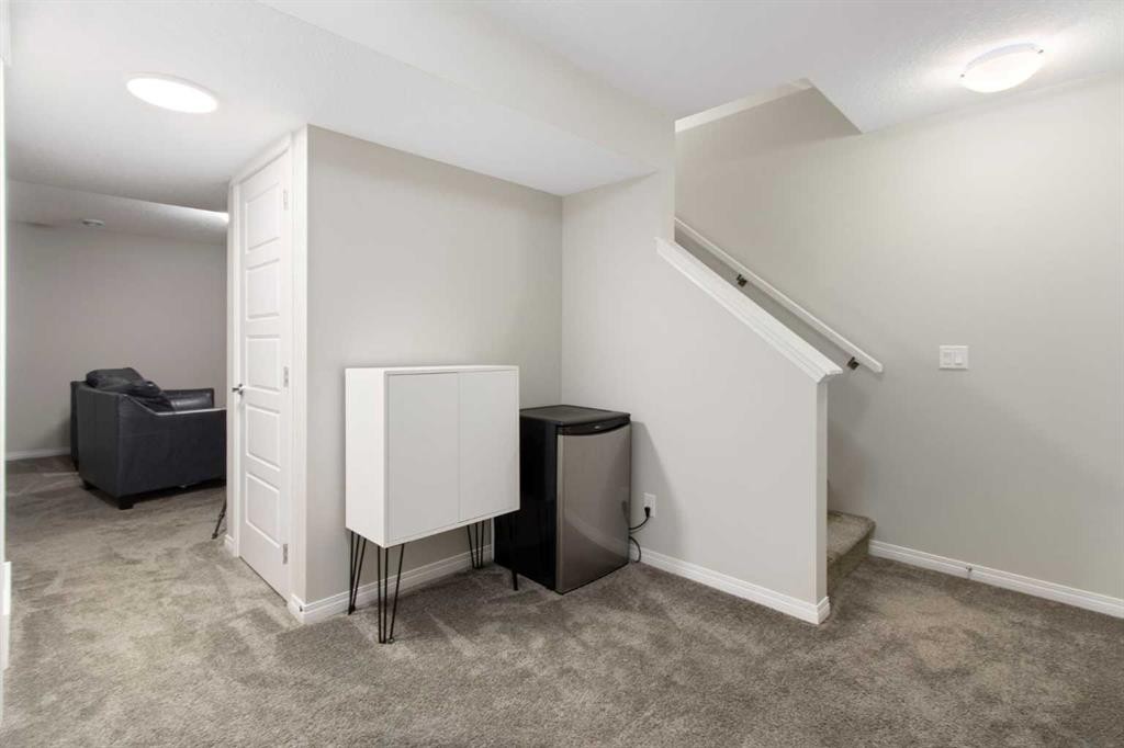 









32


Wolf Creek

Street Southeast,
Calgary,




AB
T2X4V2

