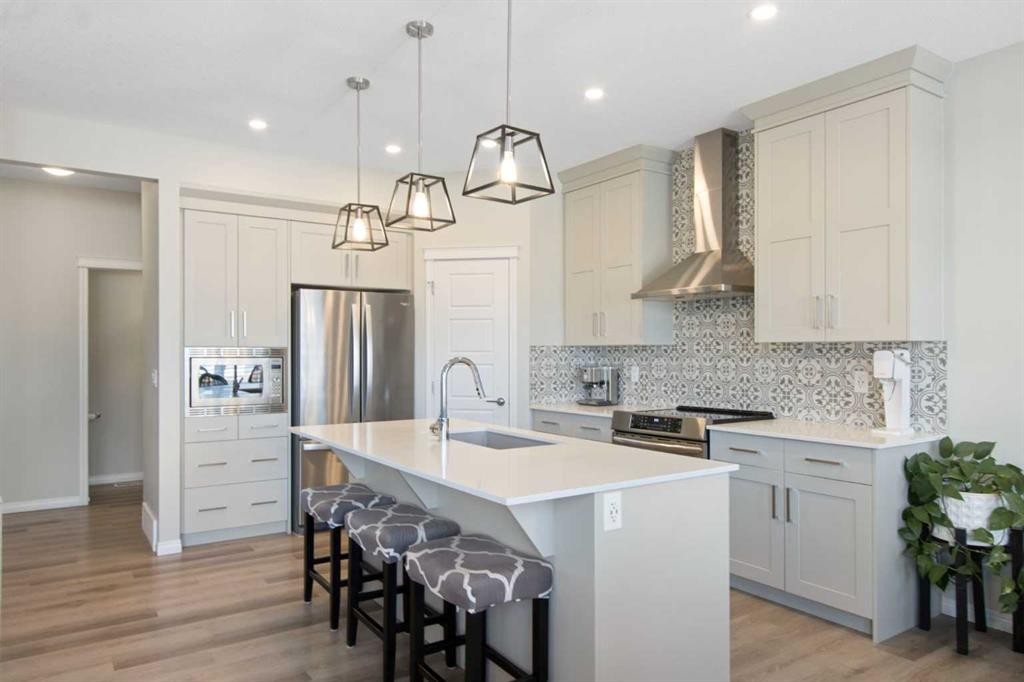 









32


Wolf Creek

Street Southeast,
Calgary,




AB
T2X4V2

