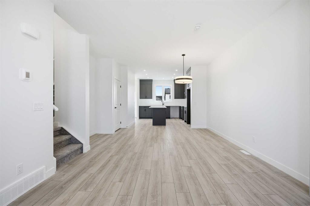 









217


Bridgeport

Gate,
Chestermere,




AB
T1X 3E2

