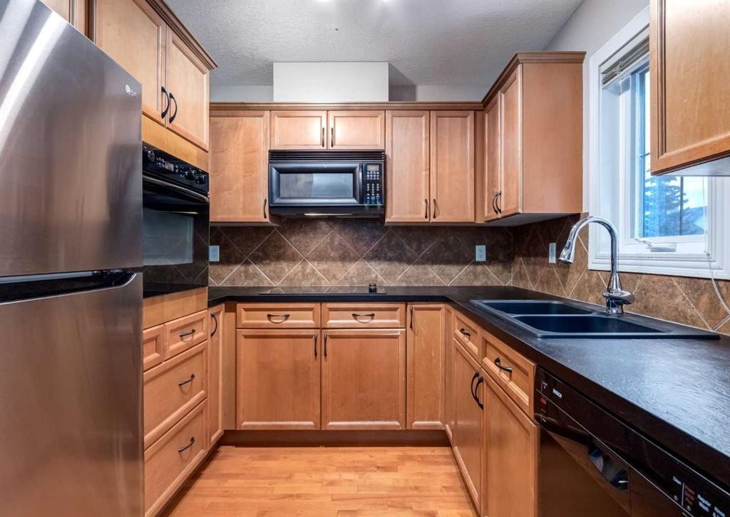 









12


Royal Oak

Lane Northwest,
Calgary,




AB
T3G 6B5

