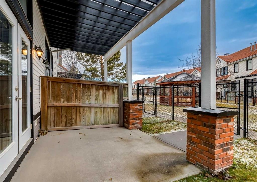









12


Royal Oak

Lane Northwest,
Calgary,




AB
T3G 6B5


