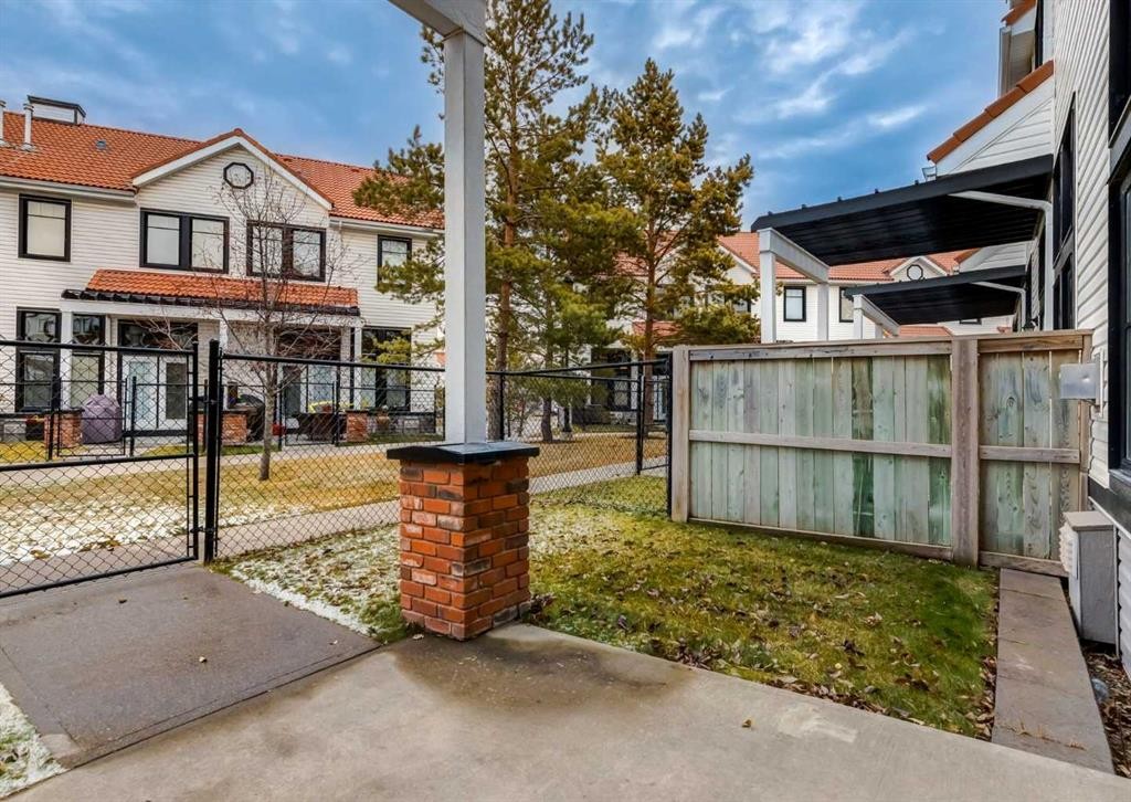 









12


Royal Oak

Lane Northwest,
Calgary,




AB
T3G 6B5

