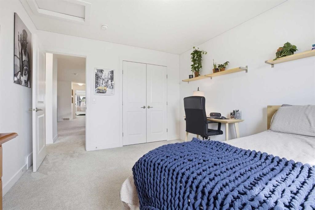 









360


Calhoun

Common Northeast,
Calgary,




AB
T3P 1T2

