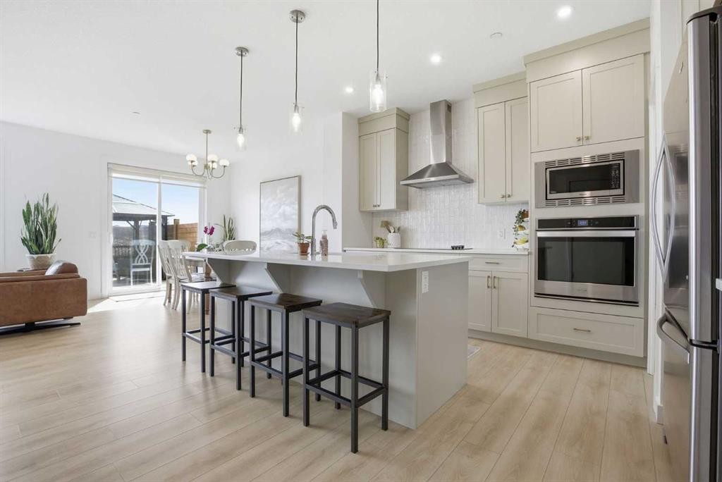









360


Calhoun

Common Northeast,
Calgary,




AB
T3P 1T2


