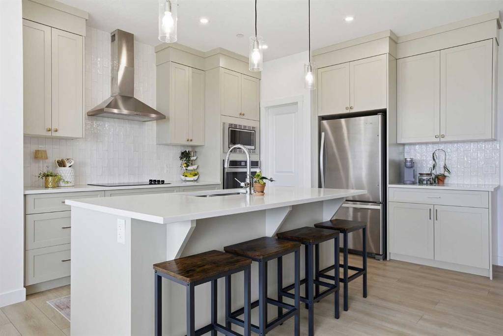 









360


Calhoun

Common Northeast,
Calgary,




AB
T3P 1T2

