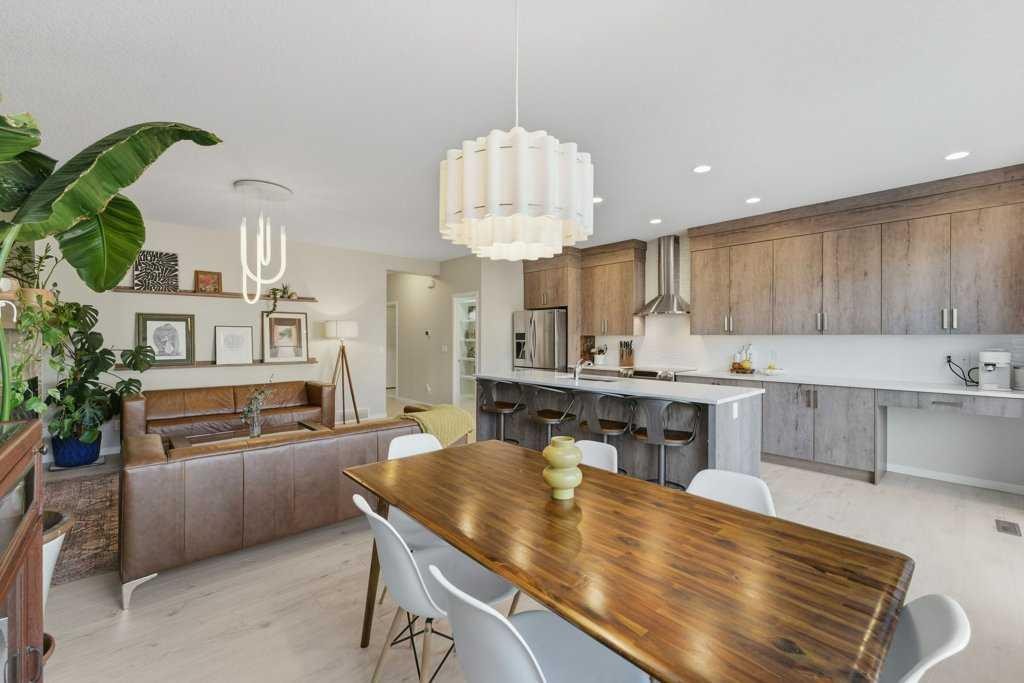 









34


Walgrove

Link Southeast,
Calgary,




AB
T2X 2H6


