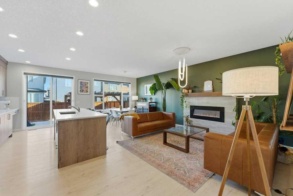 









34


Walgrove

Link Southeast,
Calgary,




AB
T2X 2H6

