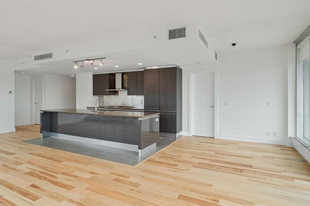 









433


11

Avenue Southeast, 503,
Calgary,




AB
T2G 0C7

