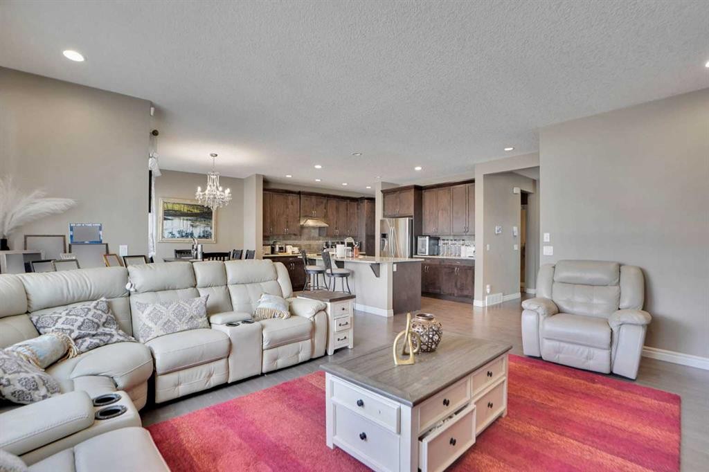 









46


Mahogany

Passage Southeast,
Calgary,




AB
T3M 2K5

