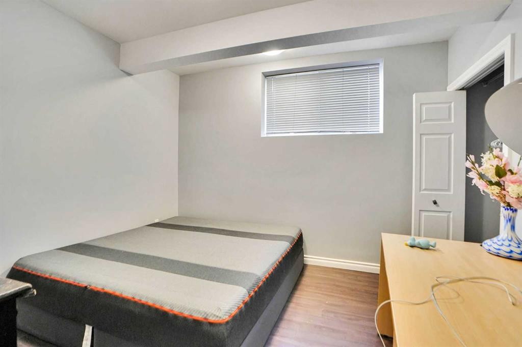 









46


Mahogany

Passage Southeast,
Calgary,




AB
T3M 2K5

