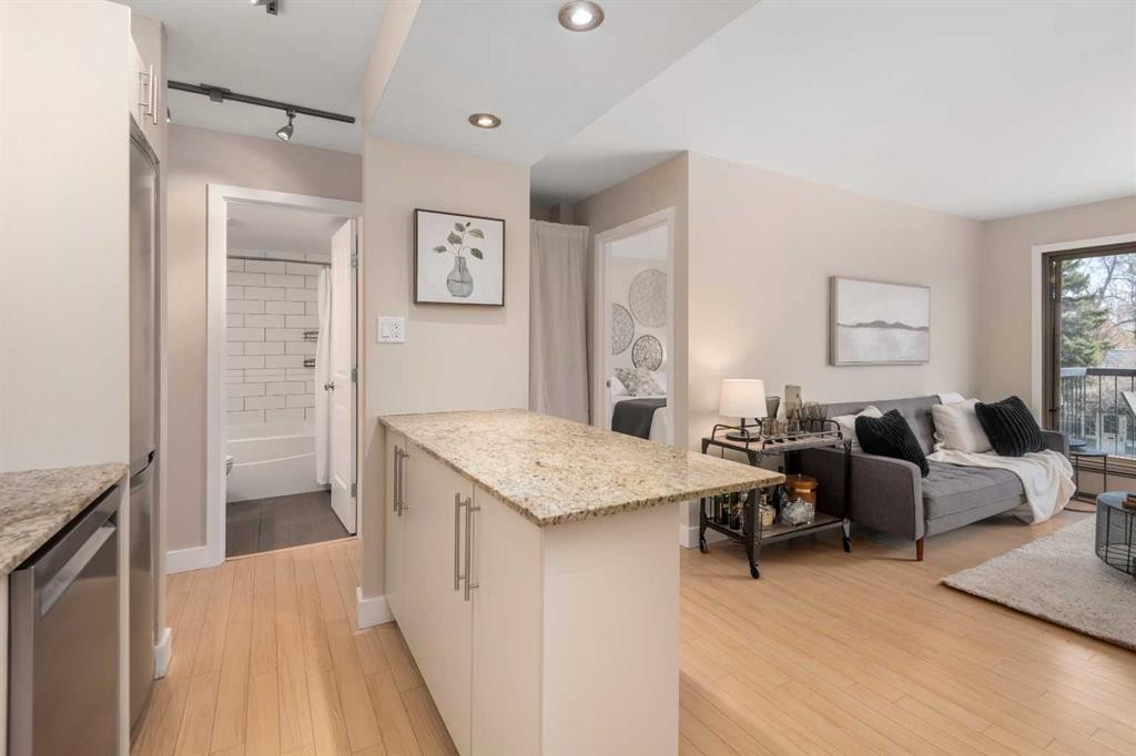









824


4

Avenue Northwest, 304,
Calgary,




AB
T2N 0M8

