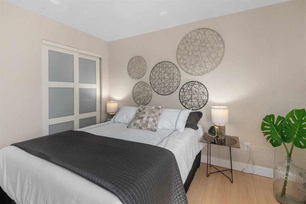 









824


4

Avenue Northwest, 304,
Calgary,




AB
T2N 0M8

