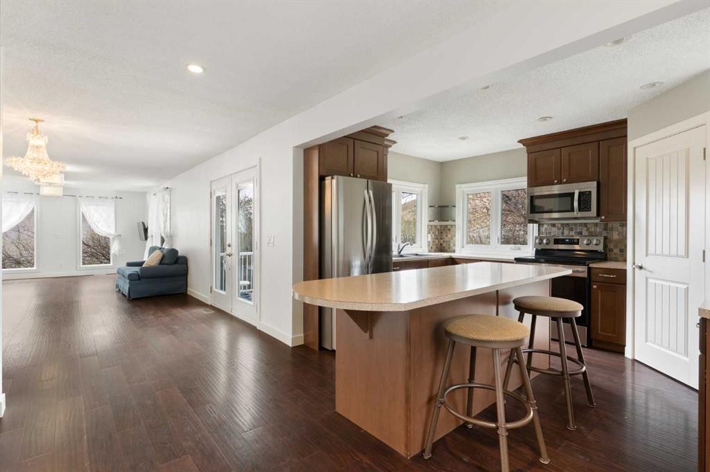 









121


Mountain

Street,
Cochrane,




AB
T4C 1Z5

