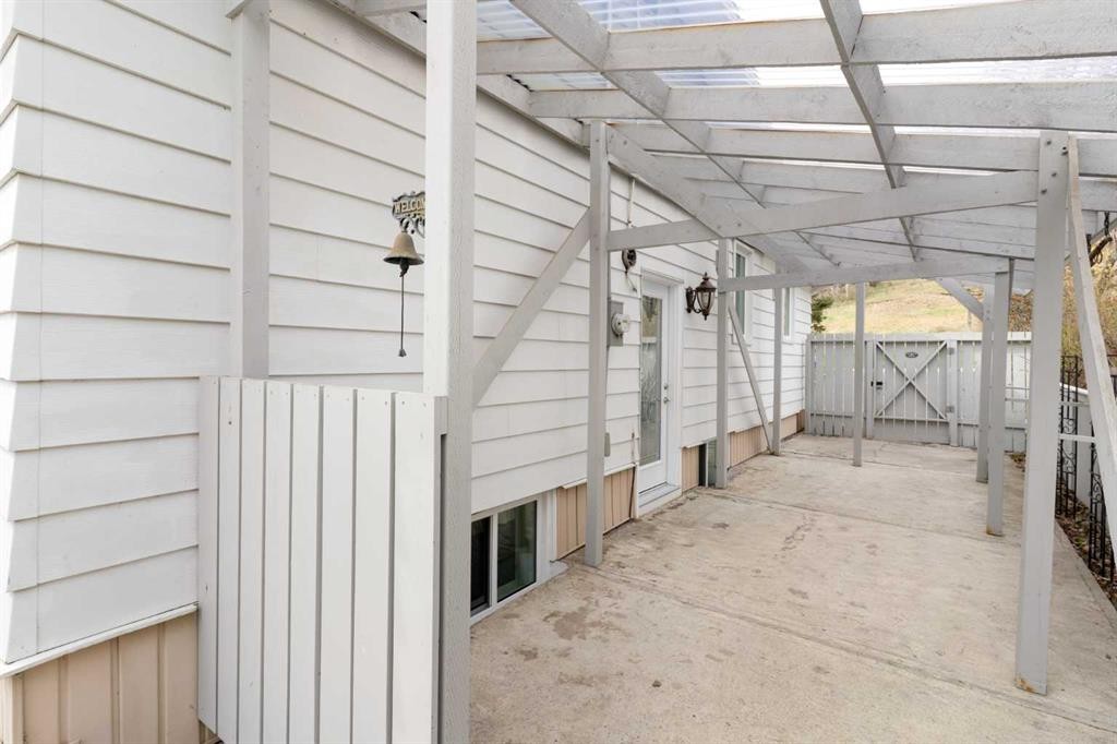 









121


Mountain

Street,
Cochrane,




AB
T4C 1Z5

