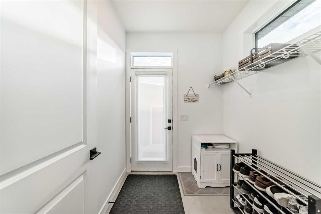 









568


Grayling

Bend,
Rural Rocky View County,




AB
T3Z 0H6

