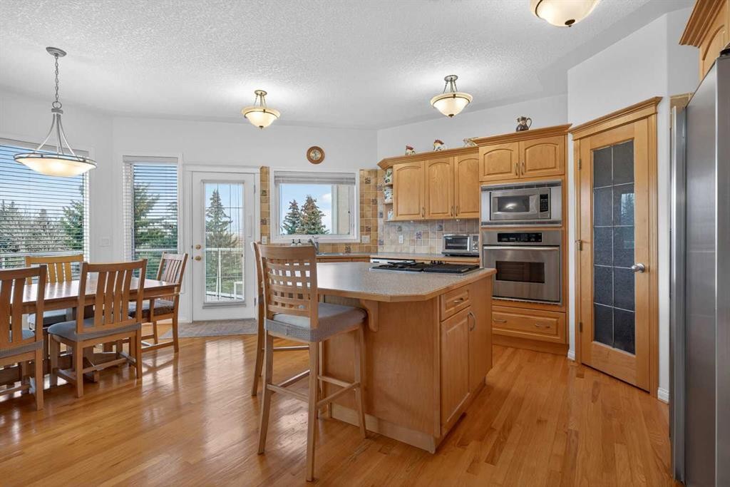 









307


Hampstead

Way Northwest,
Calgary,




AB
T3A 6E6

