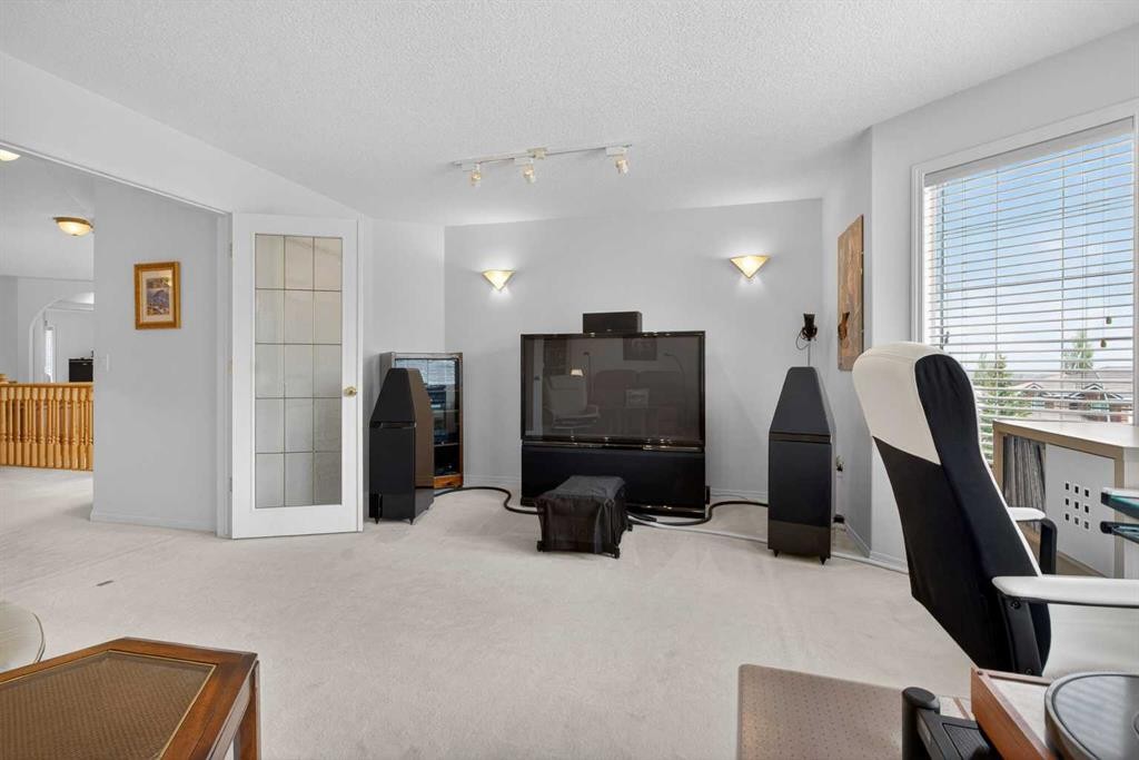









307


Hampstead

Way Northwest,
Calgary,




AB
T3A 6E6

