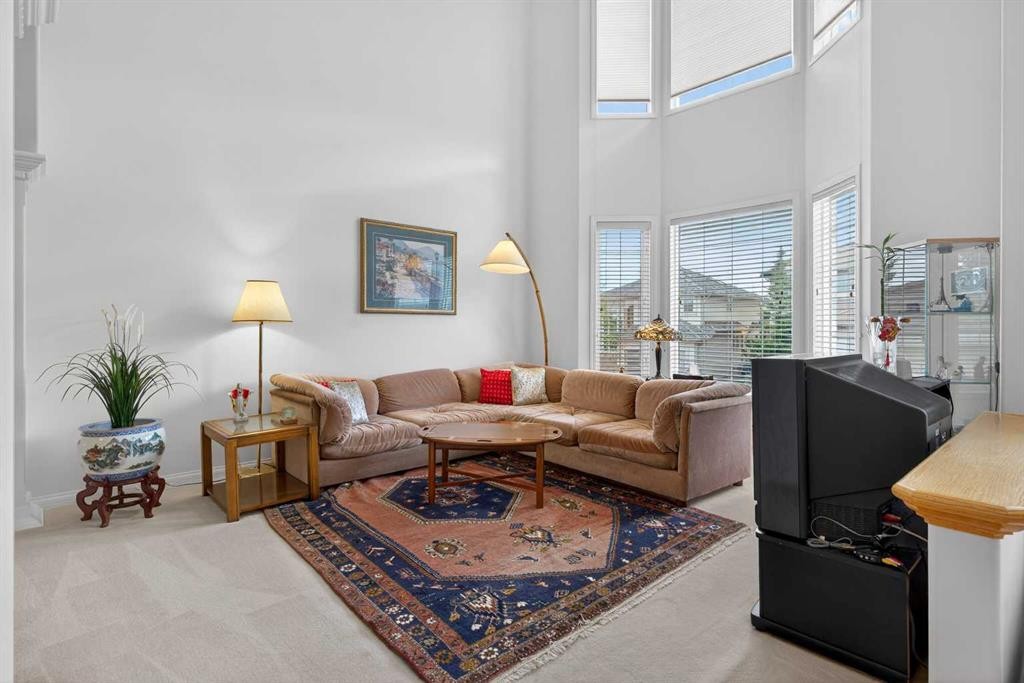









307


Hampstead

Way Northwest,
Calgary,




AB
T3A 6E6

