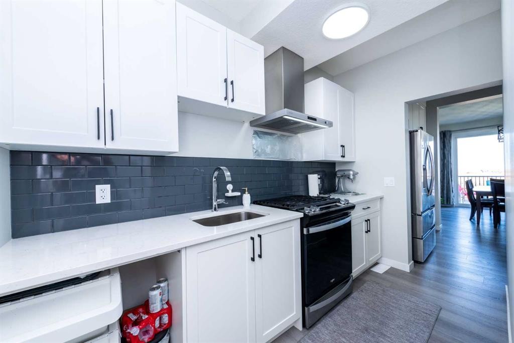 









46


Savoy

Landing Southeast,
Calgary,




AB
T3S 0E1


