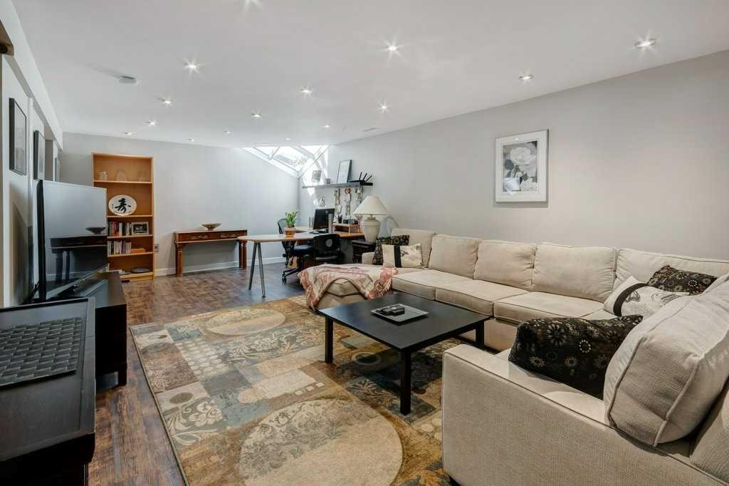 









30 & 32


New

Street Southeast,
Calgary,




AB
T2G 3X9

