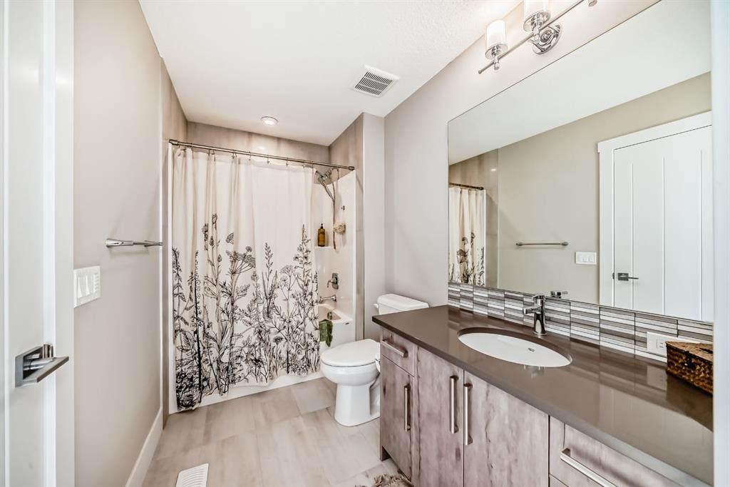 









68


Mahogany

Gardens Southeast,
Calgary,




AB
T3M 2S2

