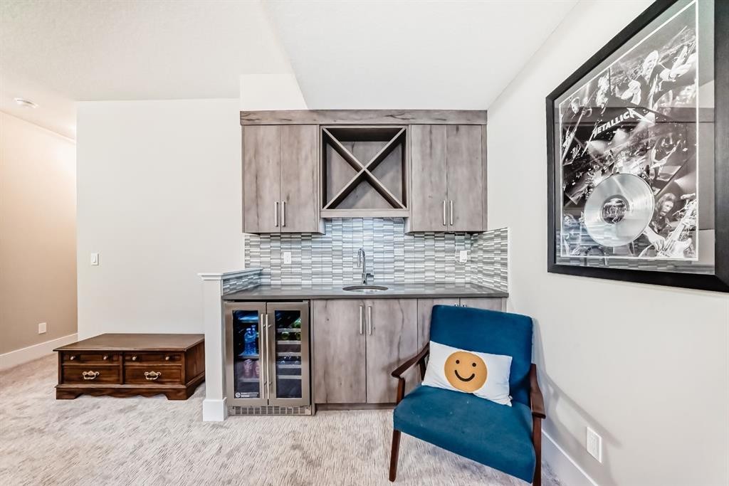 









68


Mahogany

Gardens Southeast,
Calgary,




AB
T3M 2S2

