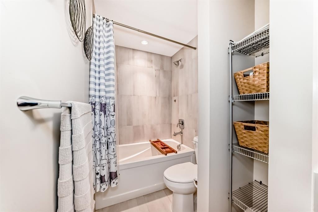 









68


Mahogany

Gardens Southeast,
Calgary,




AB
T3M 2S2

