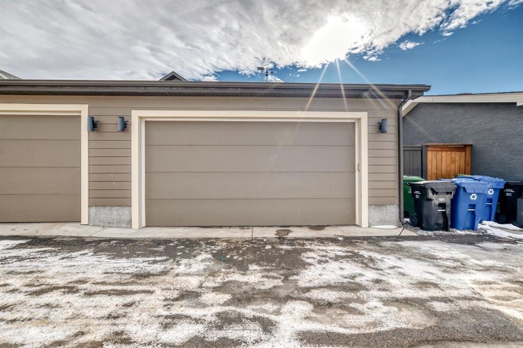 









68


Mahogany

Gardens Southeast,
Calgary,




AB
T3M 2S2

