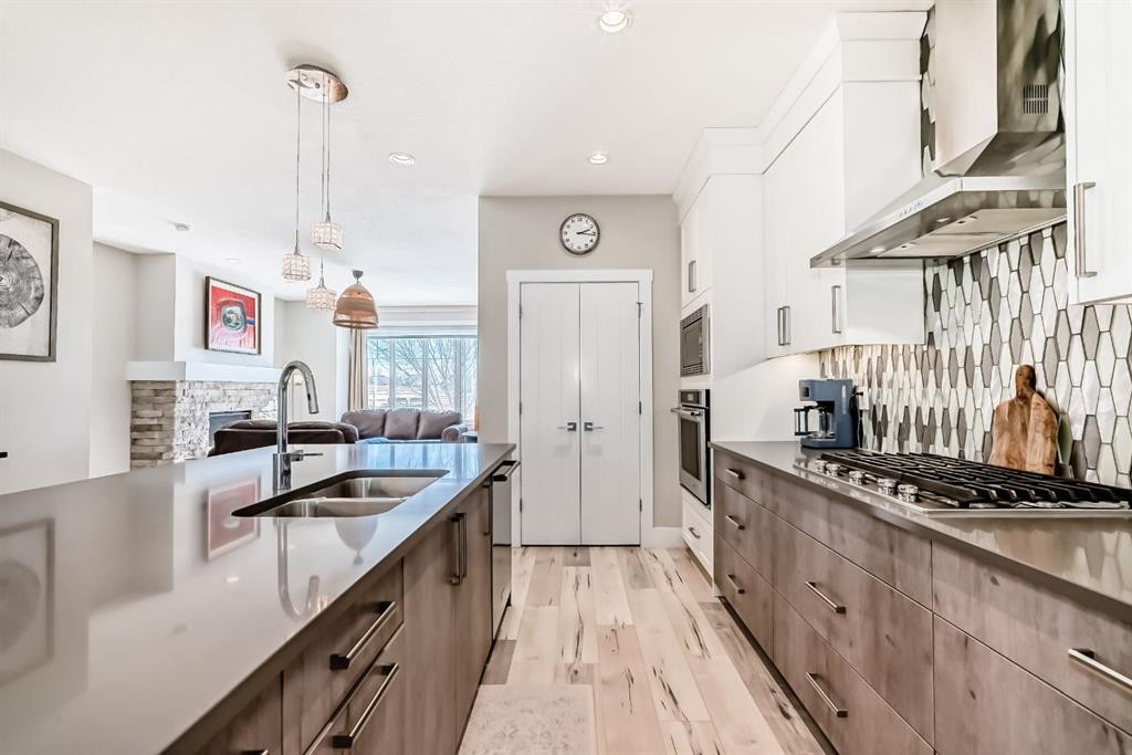 









68


Mahogany

Gardens Southeast,
Calgary,




AB
T3M 2S2

