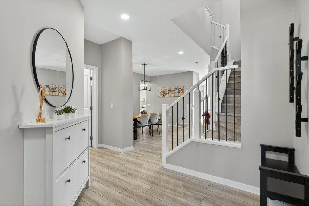 









665


Creekmill

Court Southwest,
Airdrie,




AB
T4B 5J8

