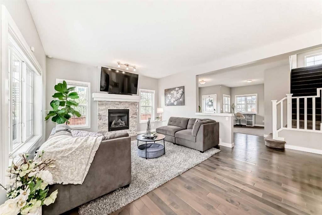 









2201


Bayside

Circle Southwest,
Airdrie,




AB
T4B 0V6

