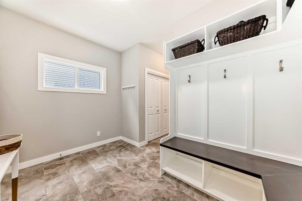 









2201


Bayside

Circle Southwest,
Airdrie,




AB
T4B 0V6

