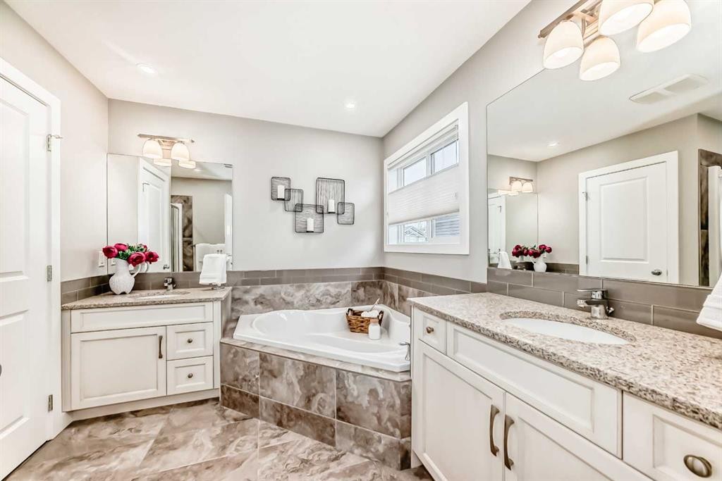 









2201


Bayside

Circle Southwest,
Airdrie,




AB
T4B 0V6

