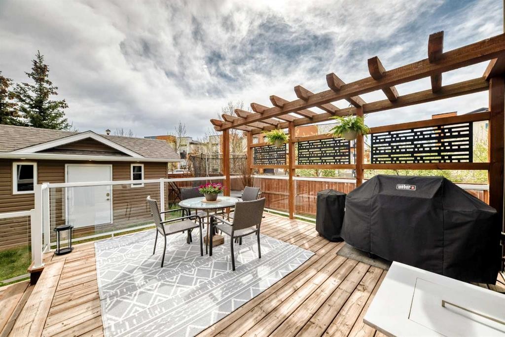 









2201


Bayside

Circle Southwest,
Airdrie,




AB
T4B 0V6

