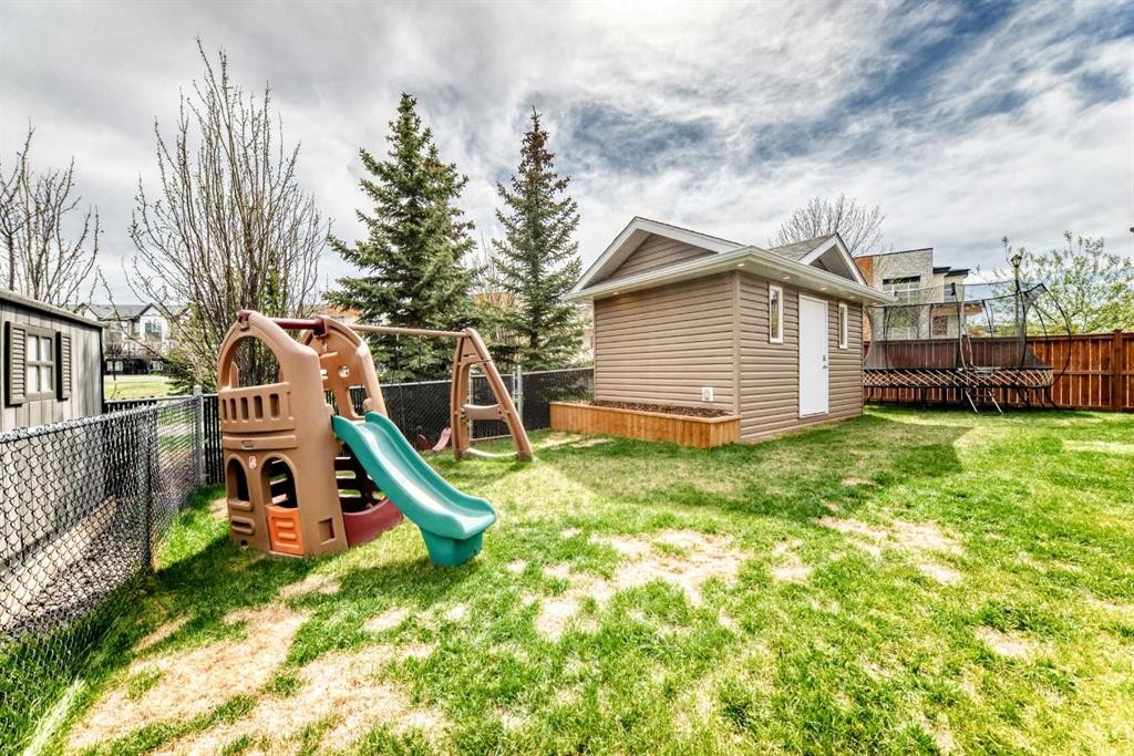 









2201


Bayside

Circle Southwest,
Airdrie,




AB
T4B 0V6

